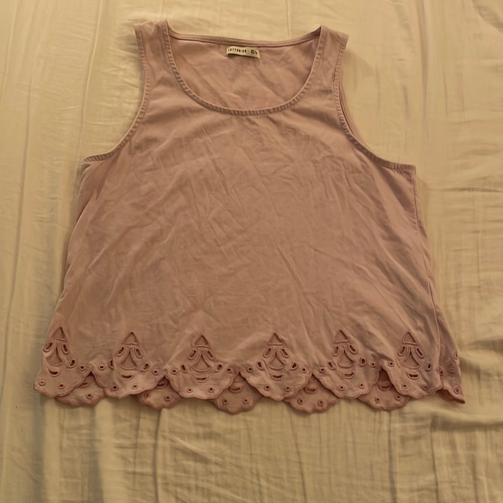 Dusty pink cotton on top